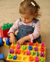 Niña jugando