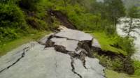 उत्तराखंड टूटी सड़कें