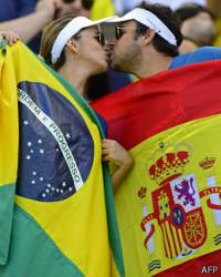 Aficionados de España y Brasil