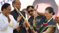 राजस्थान कांग्रेस, सोनिया, गहलोत