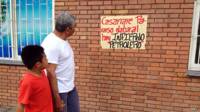 Un poster en contra de la explotación petrolera en Yopal, Casanare.