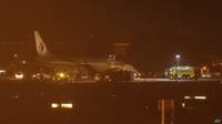 Avión de Malaysia Airlines que debió aterrizar de emergencia