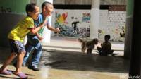 Niños en la Torre de David