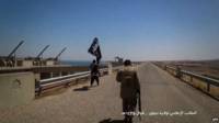 Represa Mosul y militantes