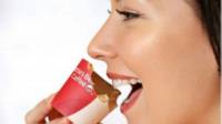 Maduka ya kuuza vyakula kote duniani KFC yamezindua kikombe cha kwanza duniani cha kahawa ambacho kinaliwa.