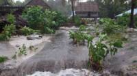 150314164959_kiribati_cyclone_pam_512x288_epa_nocredit.jpg