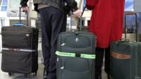 150406135743_people_baggage_airport_624x