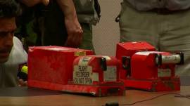 Entrega de las cajas negras del vuelo MH17 de Malaysia Airlines