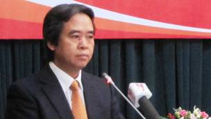 Nhập khẩu vượt xuất khẩu, phá giá tiền đồng, hỗn loạn giá vàng