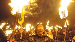 140227115945_torches_304x171_afp.jpg