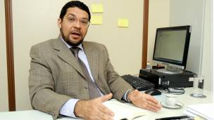 Mansueto Almeida