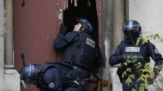 151118205533_paris_raids_640x360_getty.jpg