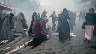 Zaman gazetesi önünde ikinci polis müdahalesi