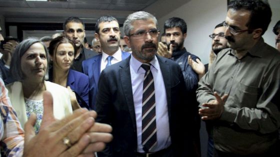 Diyarbakır'da öldürülen Baro Başkanı Tahir Elçi kimdir