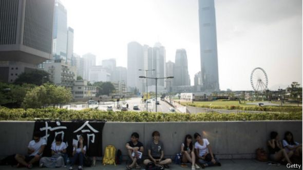 香港公民反對“假普選”方案的抗議