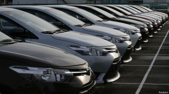 Autos Toyota (foto de archivo)