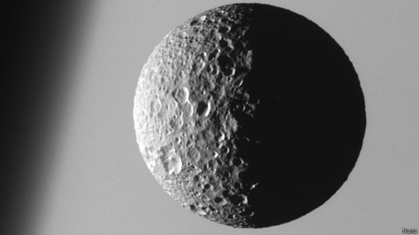 Mimas, lua de Saturno