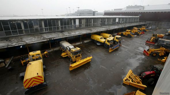 Снегоуборочные машины во Внуково