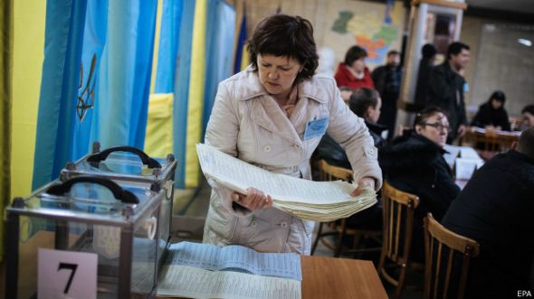 [Изображение: 141027171711_ukraine_elections_624x351_epa.jpg]