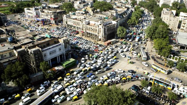 दिल्ली में ट्रैफ़िक जाम.