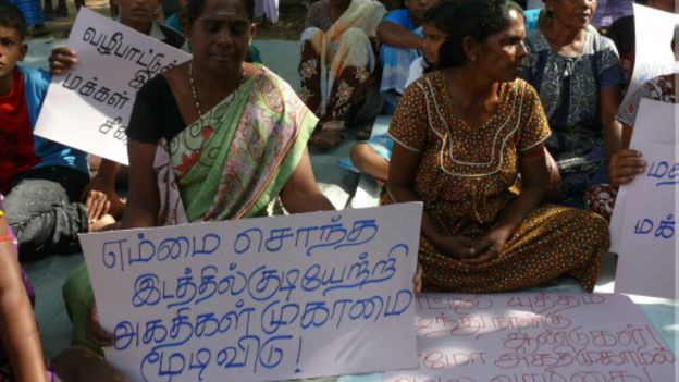 131116103731_sampur_protest_512x288_bbc_