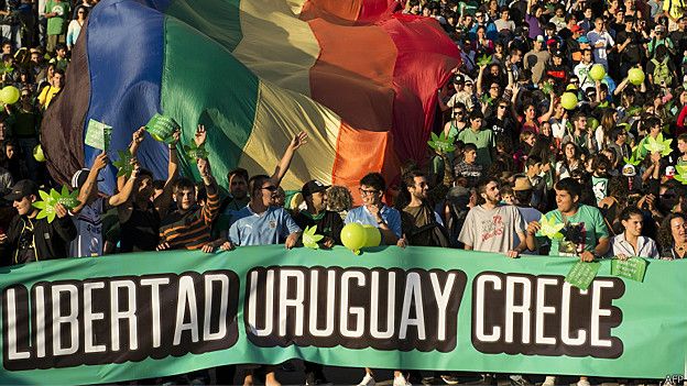 Manifestación por la liberalización de la marihuana en Uruguay 