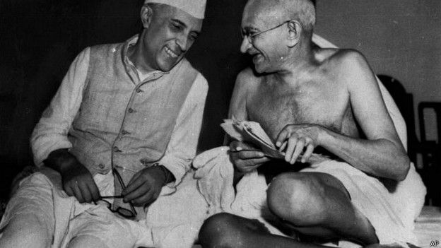 मोहनदास करमचंद गांधी, जवाहरलाल नेहरू