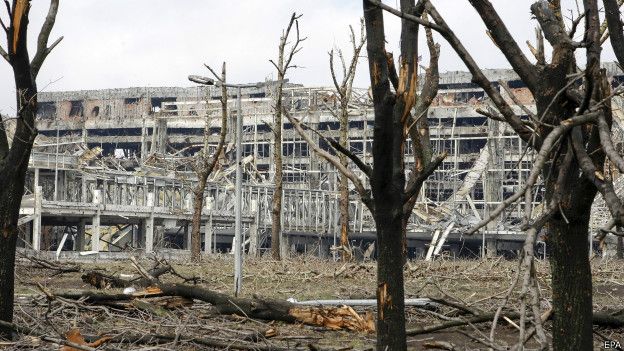 Развалины донецкого аэропорта