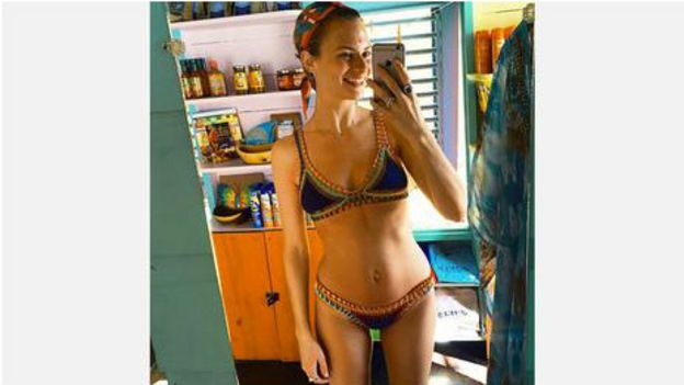 Foto en Instagram de una modelo con un bañador de la marca Kiini