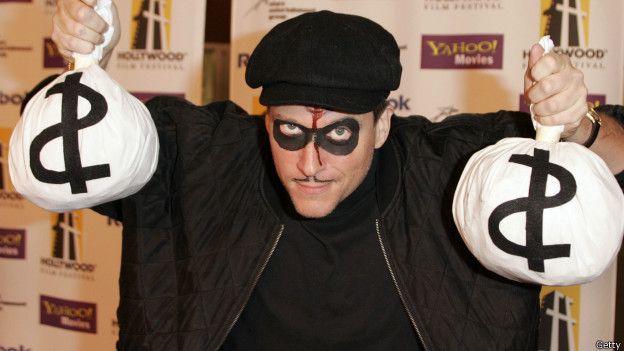 Los expertos opinan que el sistema de programación utilizado por ese virus podría tener objetivos mayores: corporaciones y gobiernos.