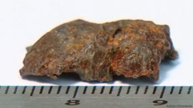 Uno de los restos recogidos por el periodista.