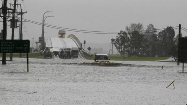150422055954_australia_nsw_flood_storm_s