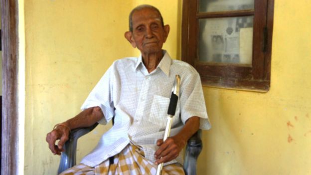 150502163700_lanka_velayutham_sathasivam