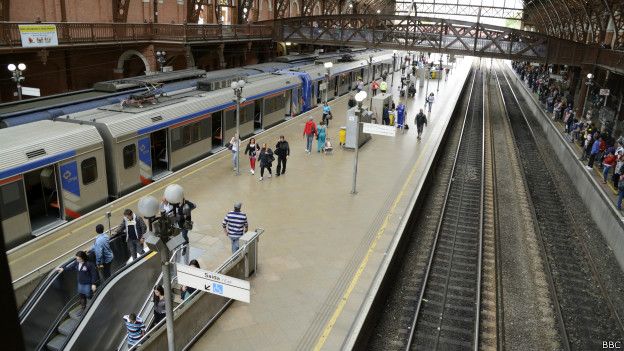 Estacion de tren de Sao Paulo)