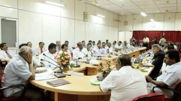 150527135648_jaffna_meeting_vigneswaran_