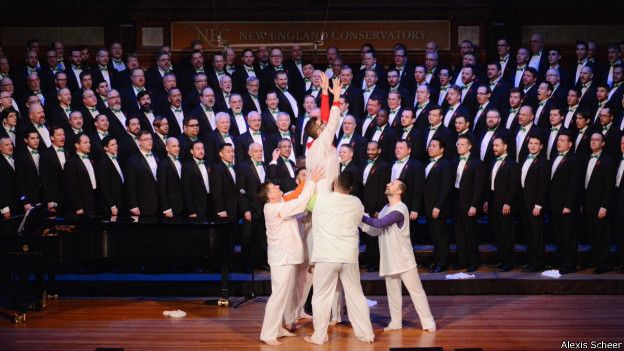 150623105349_boston_gay_men_chorus_dance_624x351_alexisscheer.jpg