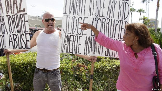 Enfrentamientos en el Versailles de Miami