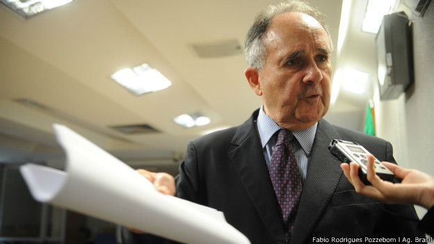 Senador Cristovam Buarque (PDT) durante entrevista (Foto: Fabio Rodrigues Pozzebom/Ag. Brasil)