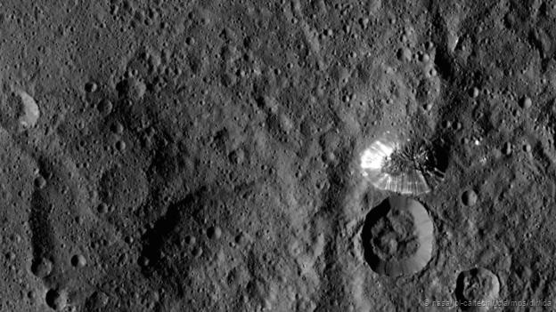 Una formación montañosa en Ceres