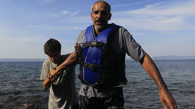 refugiado sirio llega a costas de turquía