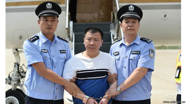 2015年9月,美国向中国遣返首名红色通缉令上的嫌疑人杨进军。