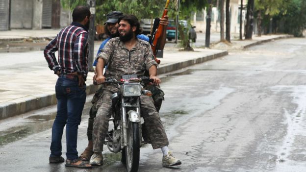 مقاتلو الجيش الحر