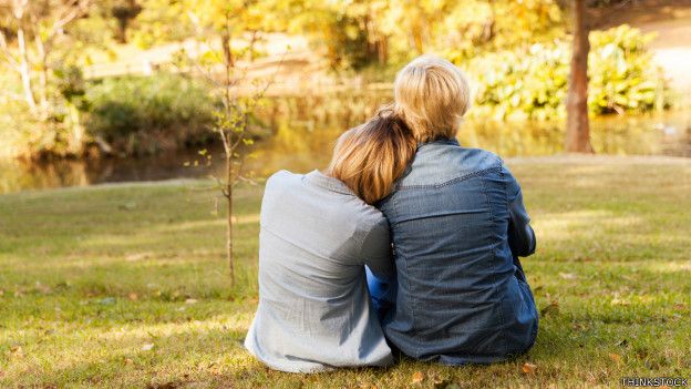 151110144042_back_view_of_mother_and_daughter_624x351_thinkstock.jpg