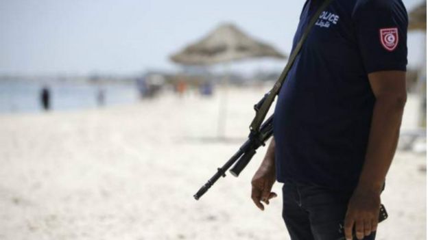 151117133904_tunisia-attack_640x360_bbc_