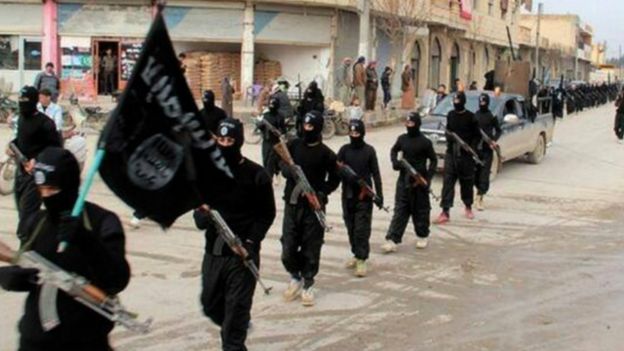 151121052653_isis_640x360_ap_nocredit.jp