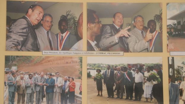 Imágenes de una visita a la Guyana Francesa en 1997 de los entonces presidentes de Francia, Jacques Chirac, y de Brasil, Fernando Henrique Cardoso. 