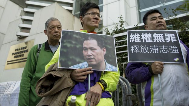 中国律师浦志强受审并判刑引发大量争议。