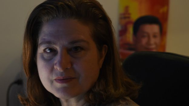 法國《新觀察家》記者高潔在北京寓所內（26/12/2015）