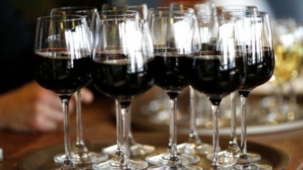 http://ichef.bbci.co.uk/news/ws/624/amz/worldservice/live/assets/images/2016/01/08/160108134246_alcohol_640x360_pa_nocredit.jpg