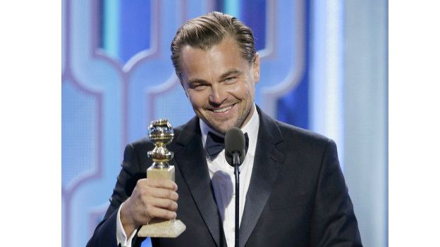 Leonardo DiCaprio con su Globo de Oro